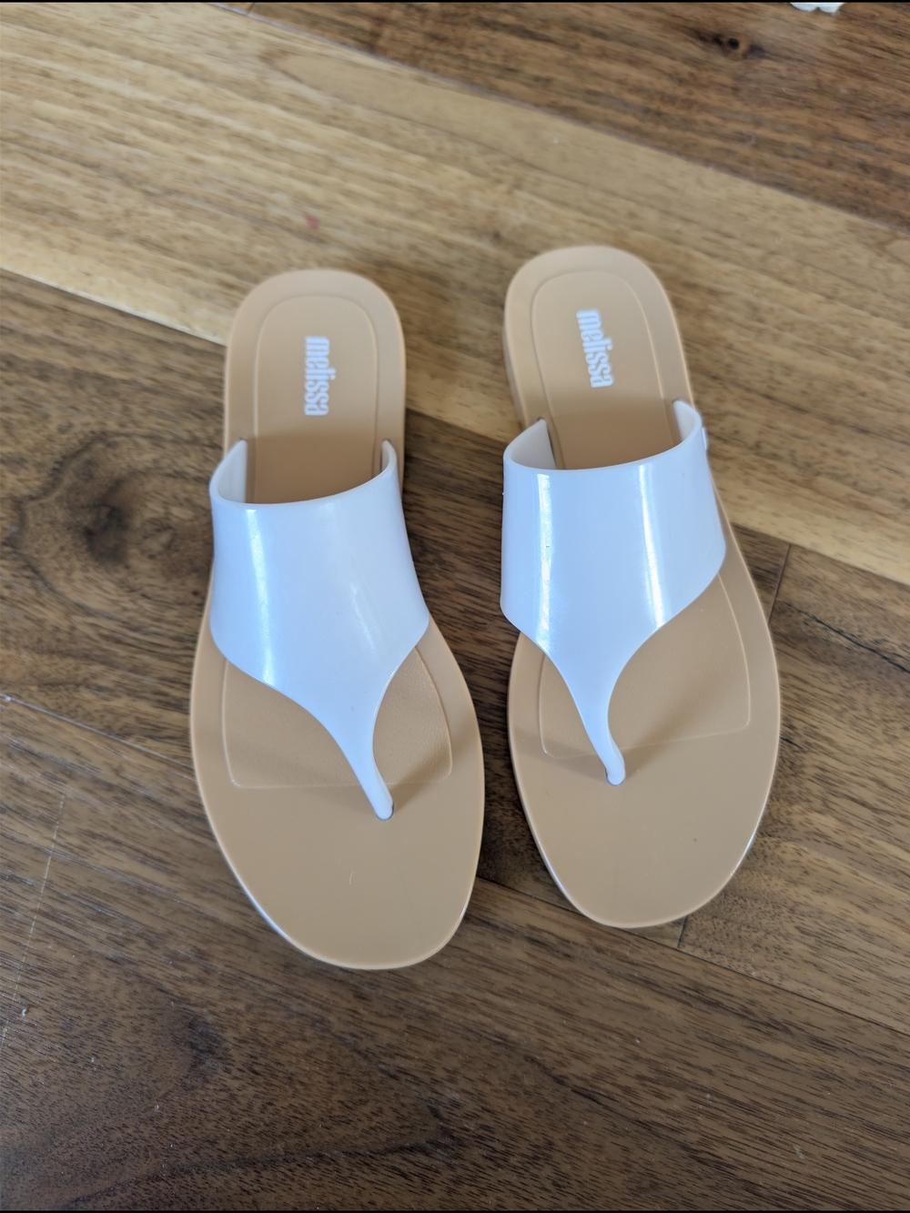 Melissa Women’s White and Tan Thong Slide Sandals